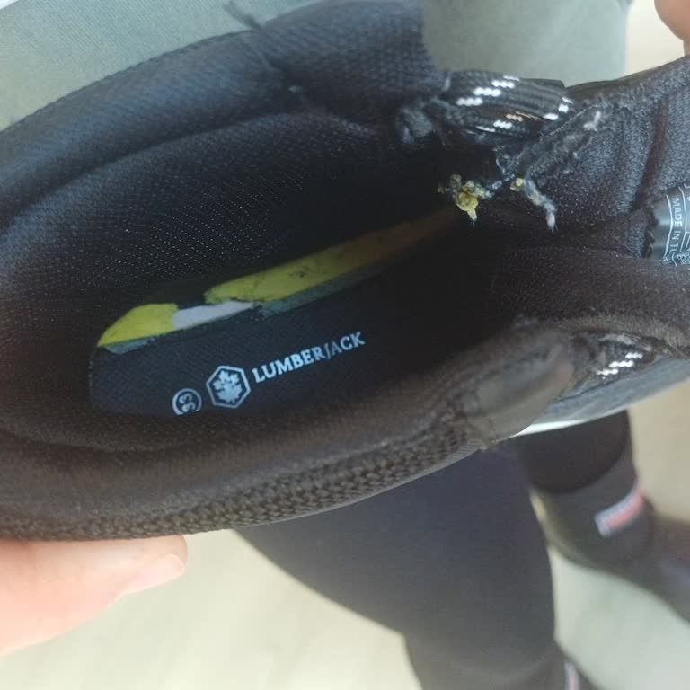 Çocuk Botunda Üretim Hatası: 15 Gün İçinde Sünger Dökülmesi Ve Değişim İadesi Talebi