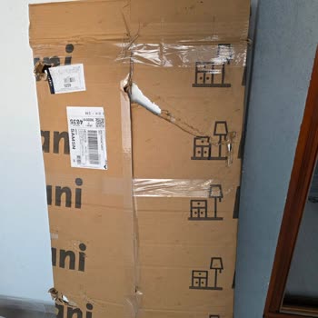 Aras Kargo Ünye Şubesinde Bilgi Verilmeden Kargolar Güvenliğe Bırakılıyor