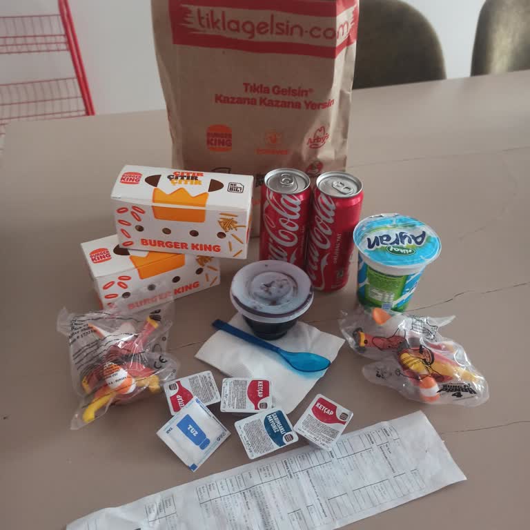 Erasta AVM Burger King Siparişinde Çocuk Hamburgerleri Eksik, İade Talebi