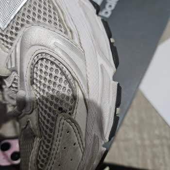 New Balance 530 Ayakkabının File Kısmının Kısa Sürede Yırtılması Ve Değişim Talebi