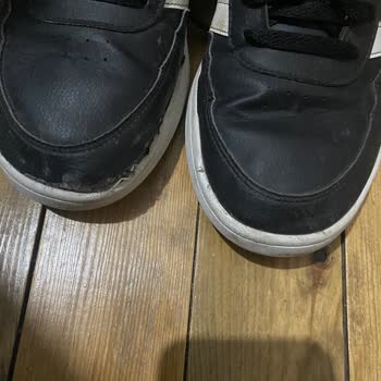 Rize FLO Mağazasından Aldığım Adidas Ayakkabının Tabanı Açıldı Ve Parçalar Ayrıldı İade Talebi