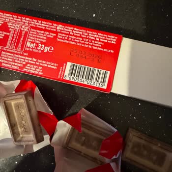 Ülker Çekmeceli Sütlü Çikolatada Erken Bozulma Ve Sağlık Riski