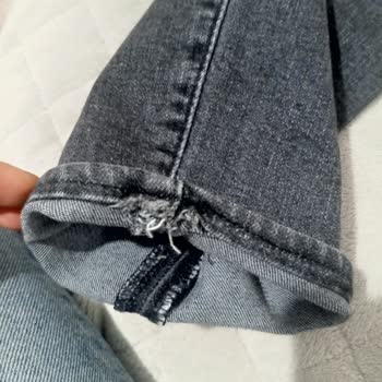 Levi’s Mağazasında Paça Tadilatı Hatalı, İade Talebi