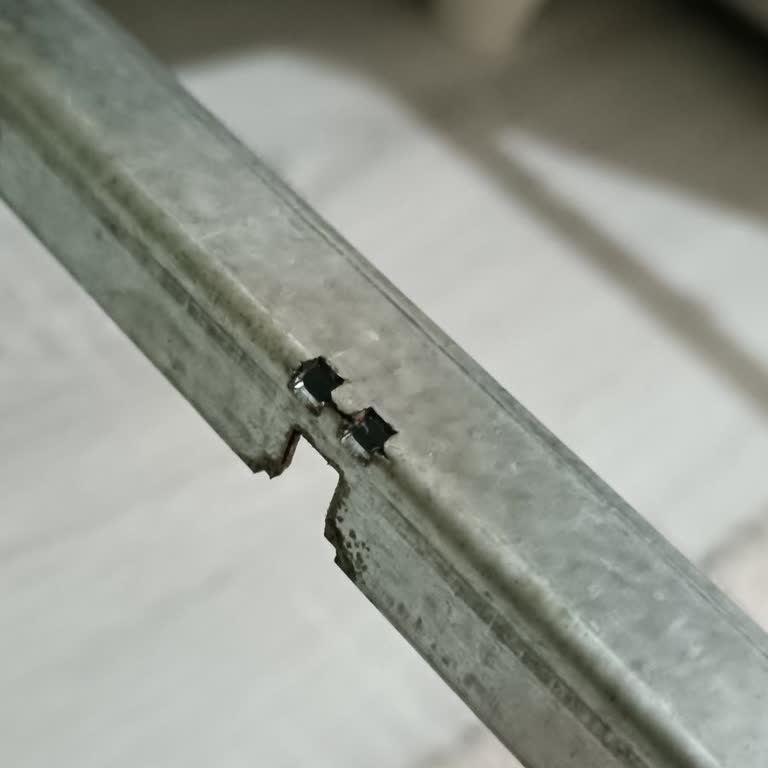 Frenli Ray Sistemli Gardırop Çekmecelerinde Arıza ve Tamir Talebi