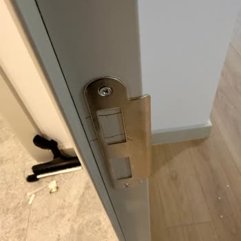 Teslim Edilen Dairede İnşaat Halinde Kalan Kusurlar Ve Eksik Mobilyalar