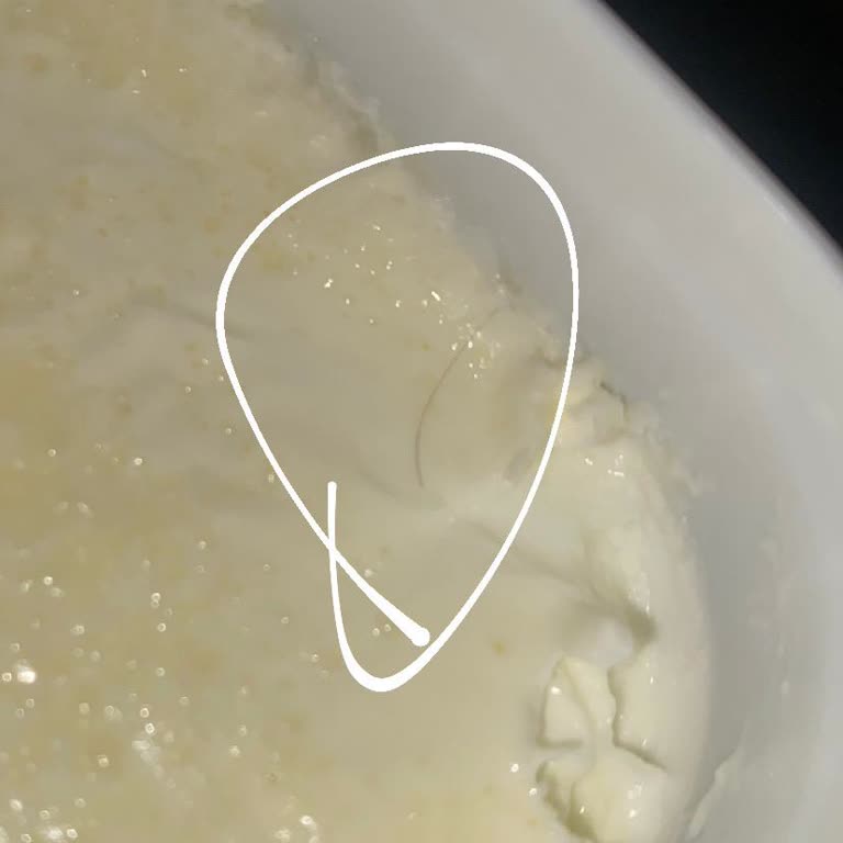 Carrefour Mağazasında Satın Alınan Tava Yoğurtta Kıl Bulunması