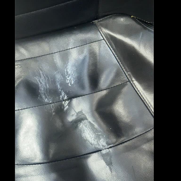 Pegasus Uçak Koltuğunda Kimyasal Kalıntı Kıyafetime Zarar Verdi