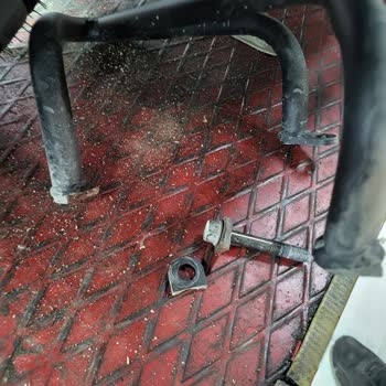 Honda PCX 2024 Egzoz Koruma Demiri Kendi Kendine Kırıldı, Garanti Değişimi Talebi