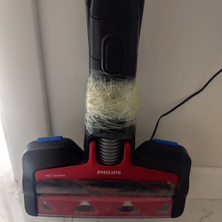 Yeni Philips Dikey Süpürge Başlığı Kırıldı, Garanti Kapsamı Reddedildi