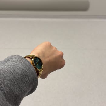 Saat & Saat’te Jelatinsiz Gelen Çizikli Saatin Değişim Talebi Reddedildi