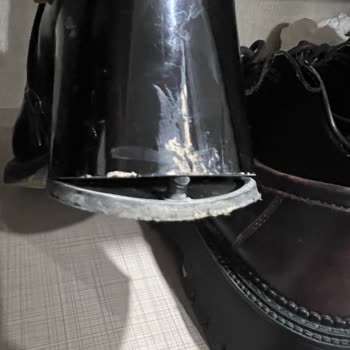 Pahalı Botta Deri Buruşması Ve Taban Çökmesi, Garanti Sonrası İade Reddi