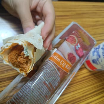 BİM Dürüm Çiğköfte’de Küf Ve Gıda Zehirlenmesi Şikayeti