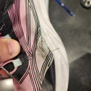 Skechers Kids Mağazasından Aldığım Çocuk Ayakkabısının Kısa Sürede Soyulması Ve Yırtılması