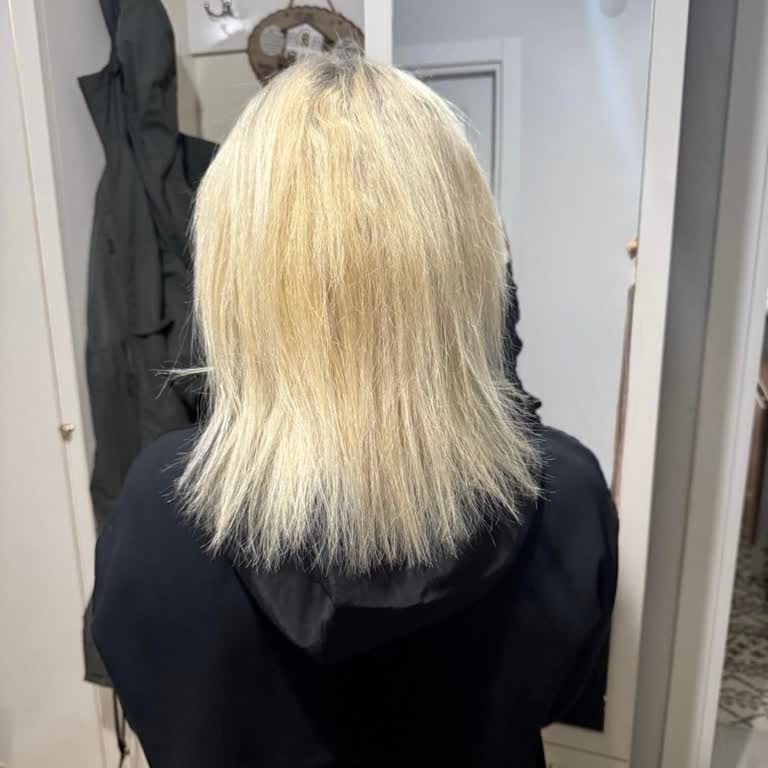 Beylikdüzü Saloon Aynaz’da Saç Boyama Sonrası Renk Karmaşası Ve Cevapsız İletişim