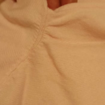 DeFacto’da Defolu Kazak Satışı Ve Kalite Kontrol Eksikliği