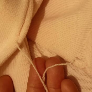 DeFacto’da Defolu Kazak Satışı Ve Kalite Kontrol Eksikliği