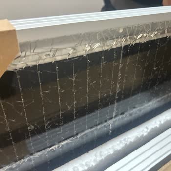 Açık Pakette Kırık Solar Panel Teslimatı; İade Talebi