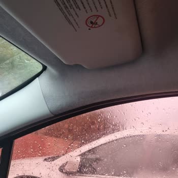 Cam Değişimi Sonrası Su Sızıntısı Ve Sigorta Şirketinin İlgisiz Tutumu