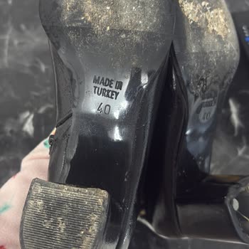 Üç Gün İçinde Çöken Ugg Botta Değişim Ve Tamir Reddi