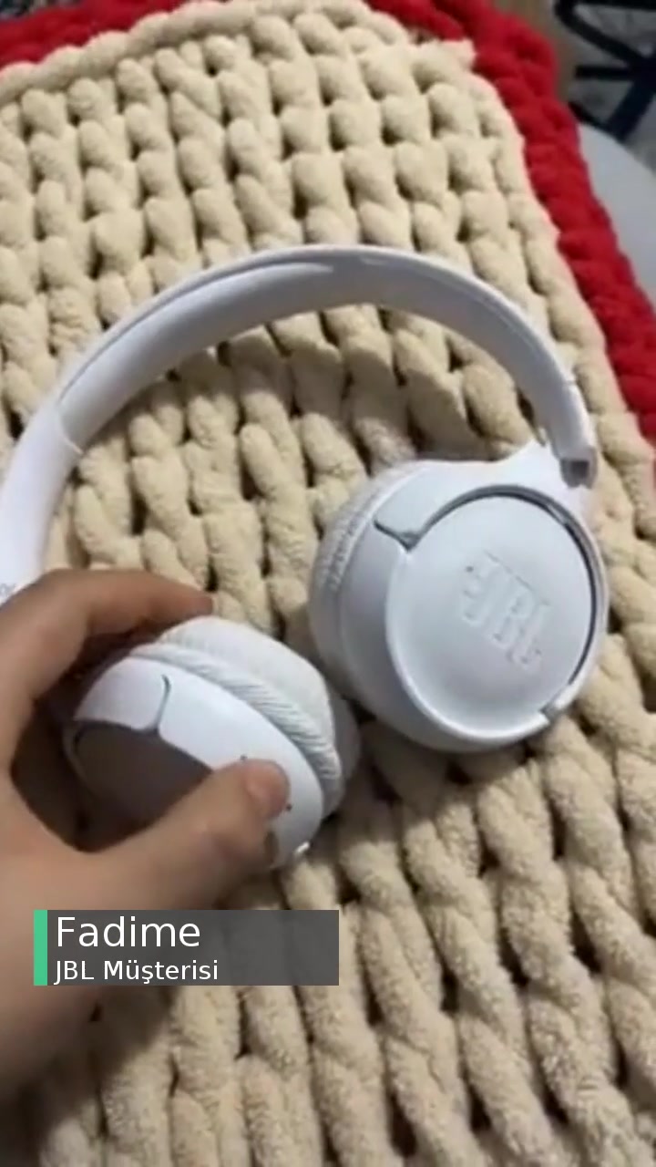 JBL 570BT Mavi Işık Yanıp Sönüyor Bağlantı Sağlayamıyorum! videonun kapak resmi