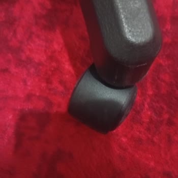 Stm Mağazacılık Defolu Ürün Ve Emekli Kefil Şartı Ayrımcılığı!