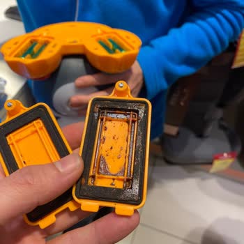 ebebek'ten Aldığım Oyuncakta Kimyasal Oksitlenmiş Pil, İade Reddi!