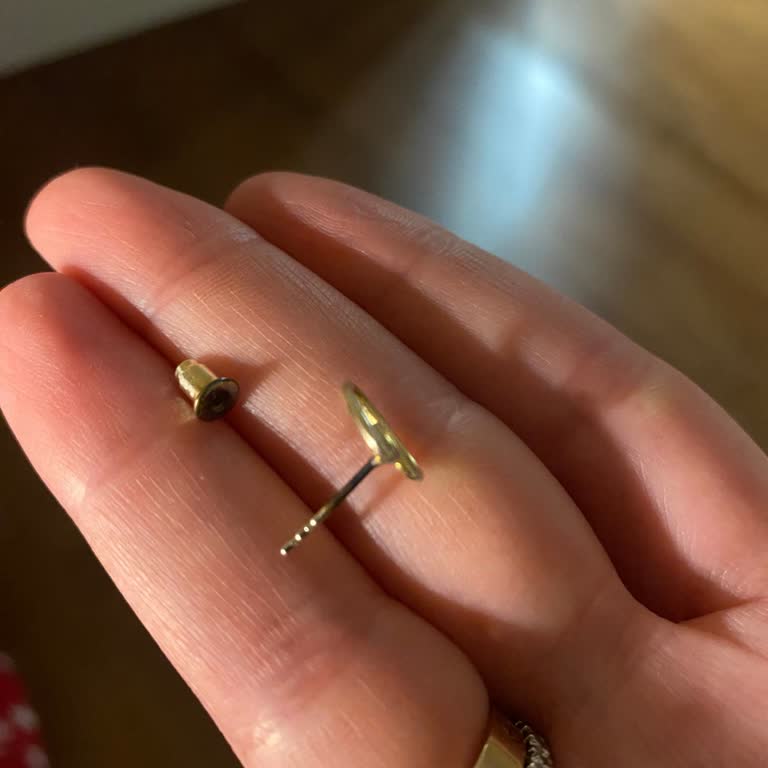 Altın Kaplamalı Takıların Hızlı Renk Değişimi Ve Alerji Sorunu