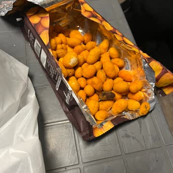 Çerezya Markalı Atıştırmalıkta Siyah Renkli Parça Sağlık Endişesi Yarattı