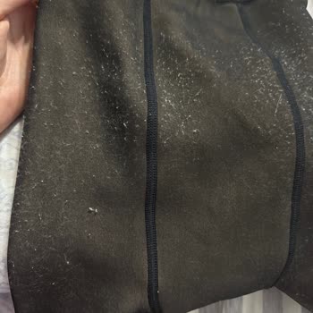 İlk Kullanımda Tüylenen Termal Çorapta Kalite Sorunu