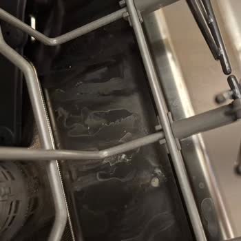 Arçelik Bulaşık Makinesinde Boya Sorunu, Deterjan Lekesi Ve Haksız Servis Ücreti