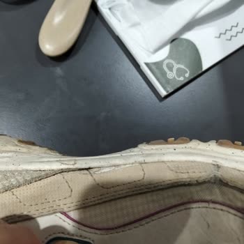 Skechers D’lites Ayakkabımda Erken Açılmalar Ve Değişim Talebi