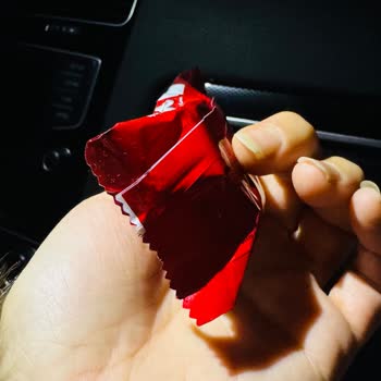 Eksik Bisküvi İçeren Eti Tutku Paketi Otomatik Satış Makinesinde