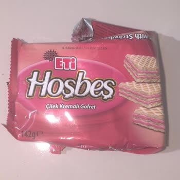 Eti Çilek Kremalı Gofretti Siyah Yabancı Madde Ve Hamile Müşterinin Sağlık Endişesi
