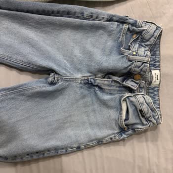 Mavi Jean Pantolonun Kısa Sürede Yırtılması Ve Değişim Talebi