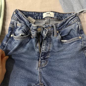 Mavi Jean Pantolonun Kısa Sürede Yırtılması Ve Değişim Talebi