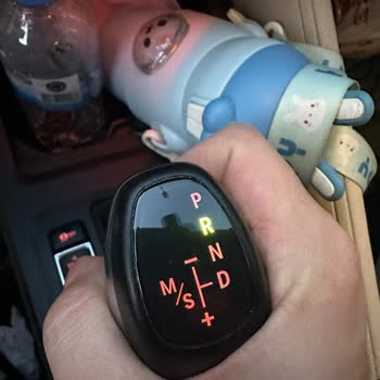 BMW X1 Vites Seçici Lambası Arızası Ücretsiz Değişim Talebi