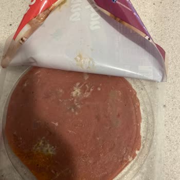 BİM'den Alınan Polonez Jambonunun Küflü Olması Tüketiciyi Korkuttu