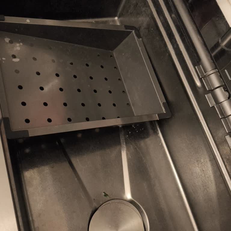 Robo A03 Akıllı Eviyede Sepet Boyutu Sorunu, Ücretsiz Parça Değişimi Talebi