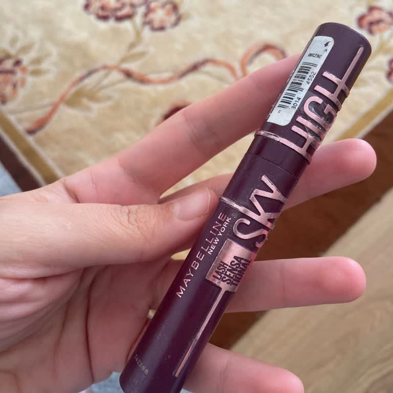 Maybelline Sky High Maskarasında Göz Alerjisi Ve Akma Sorunu