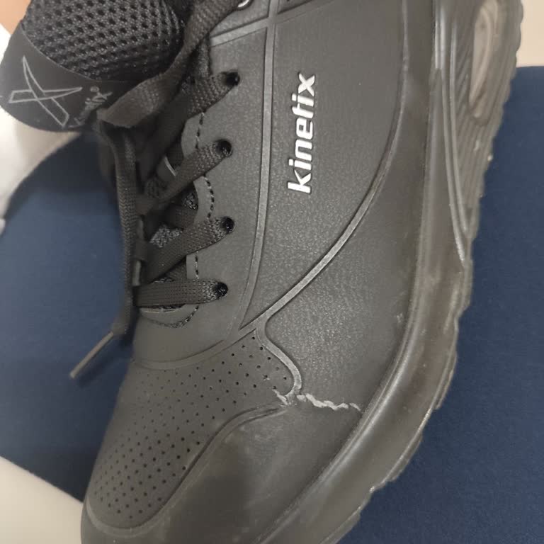 Kinetix Kadın Sneaker'ında Kısa Kullanımda Açılma Ve Geri Ödeme Talebi