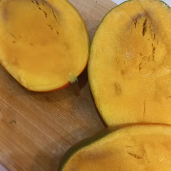 Söğütlüçeşme Garında Çürük Mangolar İçin İade Ve Değişim Talebi