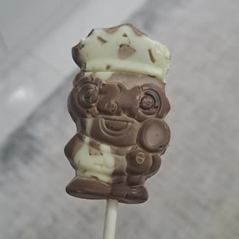 Şölen Markalı Ozmo Şekilli Çikolatanın Bozuk Ve Bayat Olması Çocuğumu Üzdü