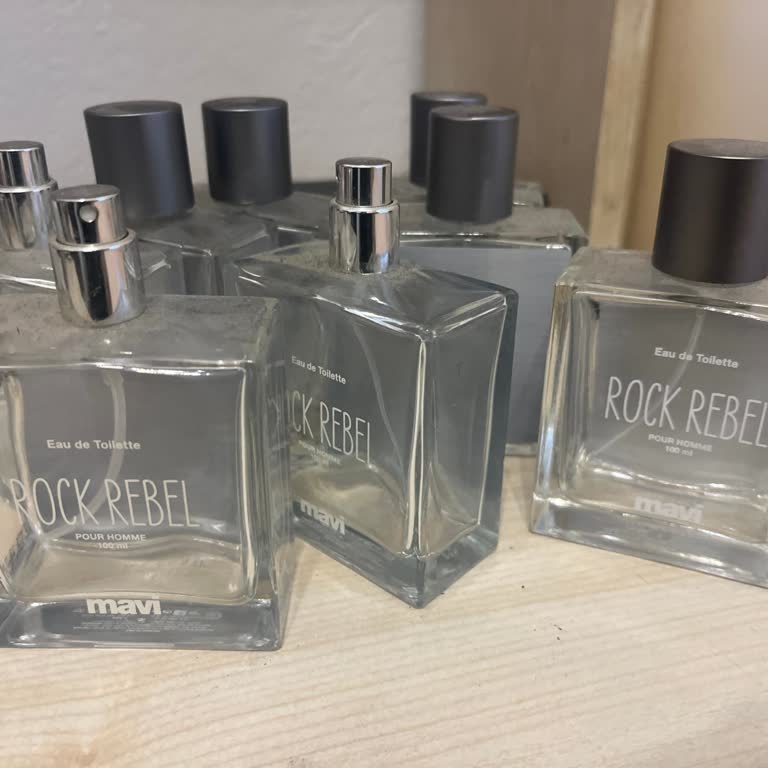 Rock Rebel Parfümünde Kalıcılık Sorunu Ve Şeffaf Açıklama Talebi