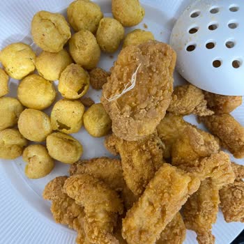 İçinde Tavuk Tüyü Bulunan Lezitta Donmuş Çıtır Kova’dan Hijyen Şikayeti