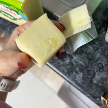 Sütaş Kaşar Peynirinde Belirlenemeyen Yabancı Madde Ve Sağlık Endişesi