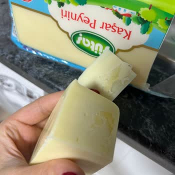 Sütaş Kaşar Peynirinde Belirlenemeyen Yabancı Madde Ve Sağlık Endişesi