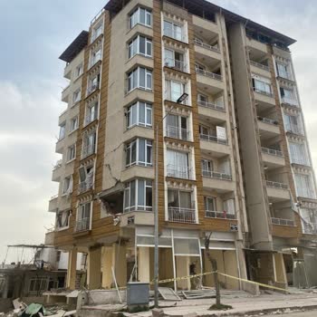 Kentsel Dönüşüm Kurasındaki Adaletsizlik Ve Eski Evim İçin 3+1 Daire Talebi