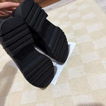 Kaygan Bot Tabanı Nedeniyle Ücret İadesi Talebi