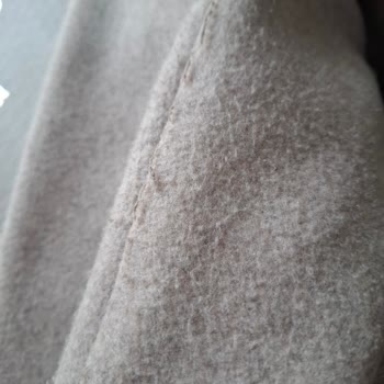 Zara Kadın Kabanında Hızlı Tiftiklenme Şikayeti