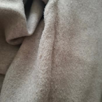 Zara Kadın Kabanında Hızlı Tiftiklenme Şikayeti